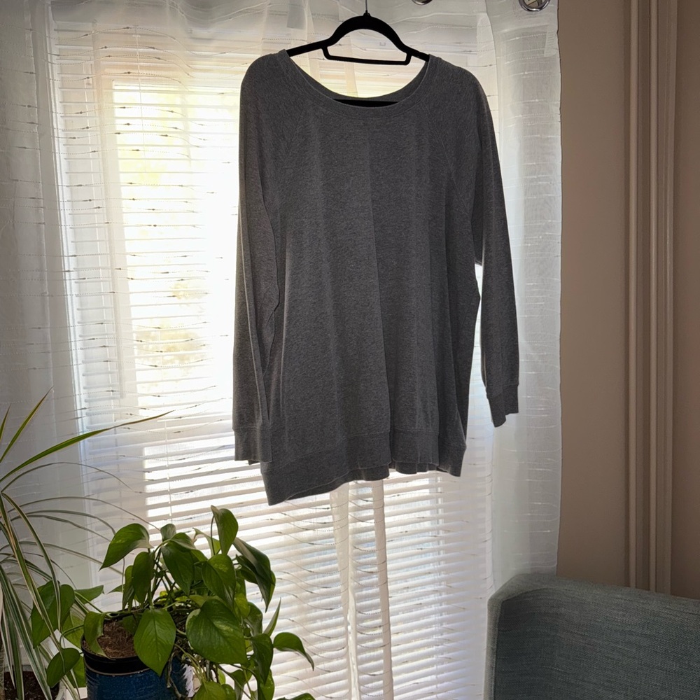 Torrid Heather Gray sweatshirt